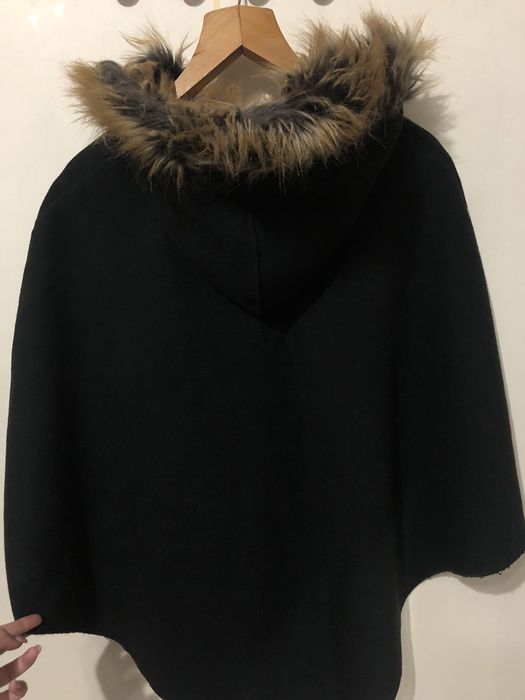 Дамско пончо