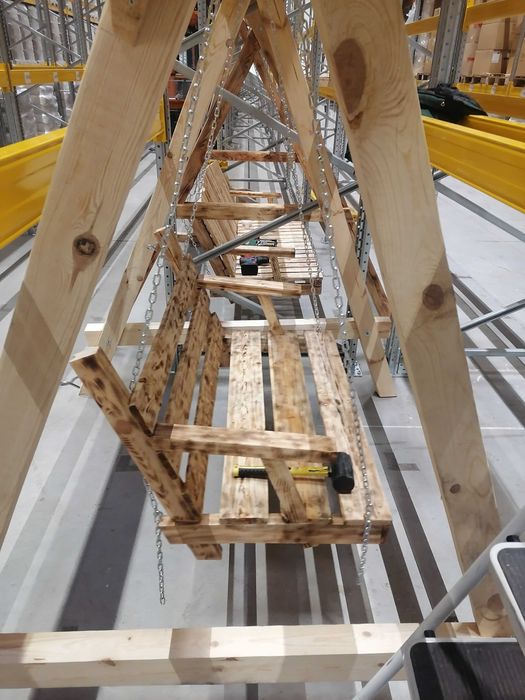 Дьрвени люлка за двор, нова