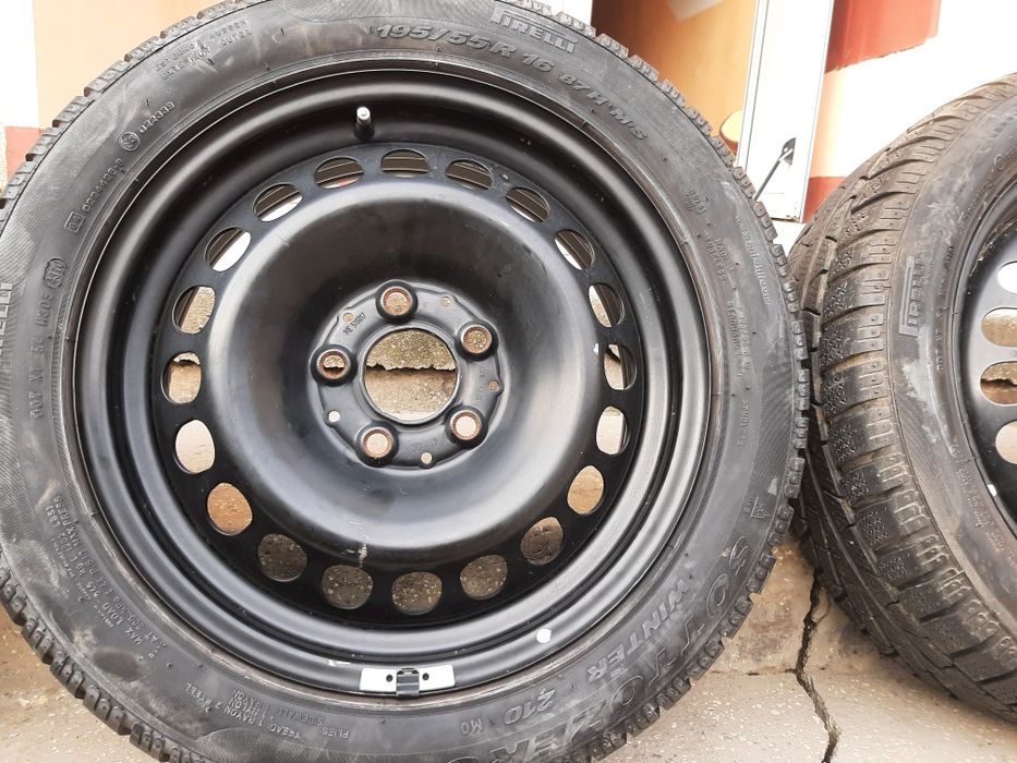 Jante tabla originale mercedes benz cu anvelope iarna pirelli