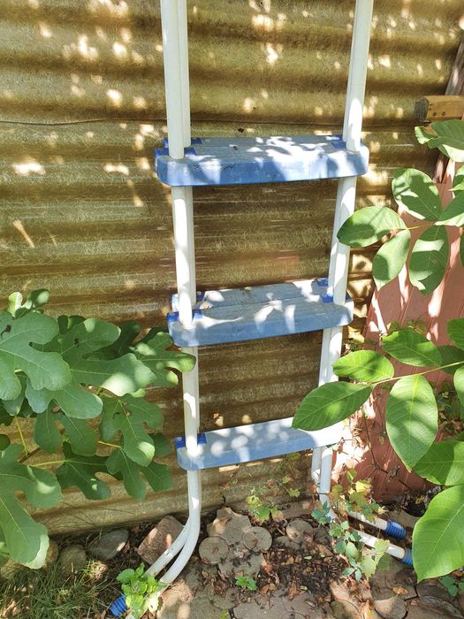 pompa de piscina , scara , tevi laterale