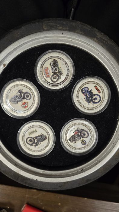 Сребърни унции малки тиражи. 1 oz сребро лунари и рядки монети