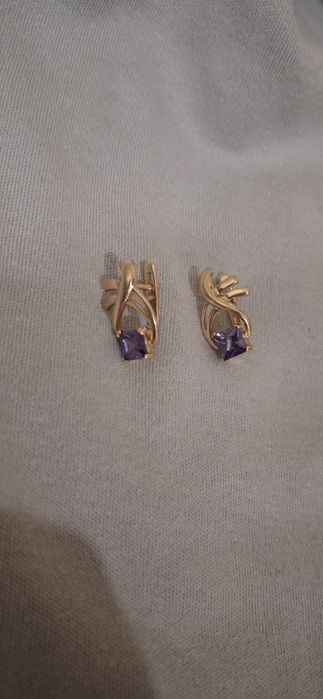 Продам золотые серьги союз 585 проба