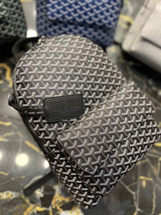 Унисекс раници различни модели