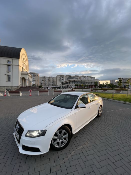 AUDI A4 2010