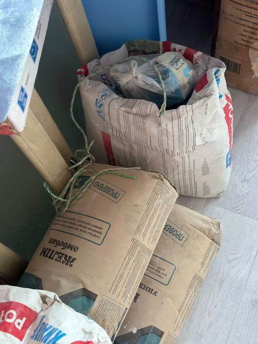 Отдам продам клей универсальный, родбонт