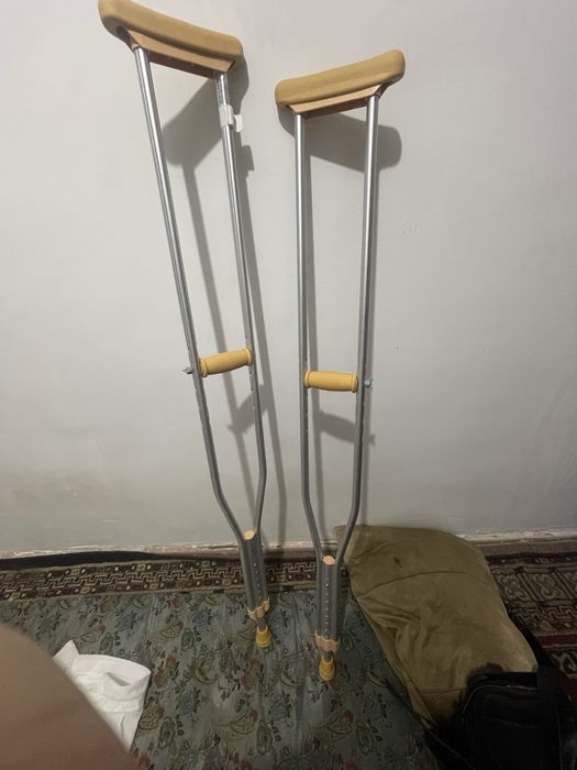 Qoltiq tayoq arzon narxda