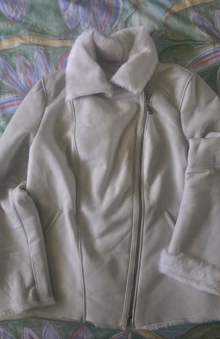 Дамско Кожено Яке.