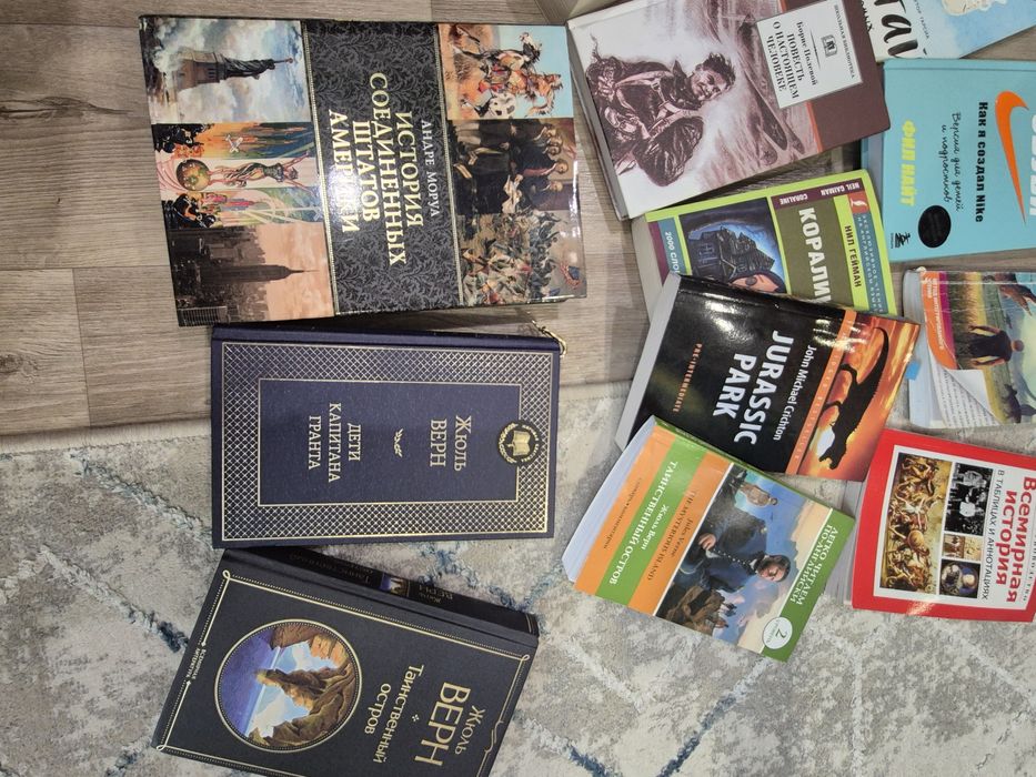 Продам книги литературные