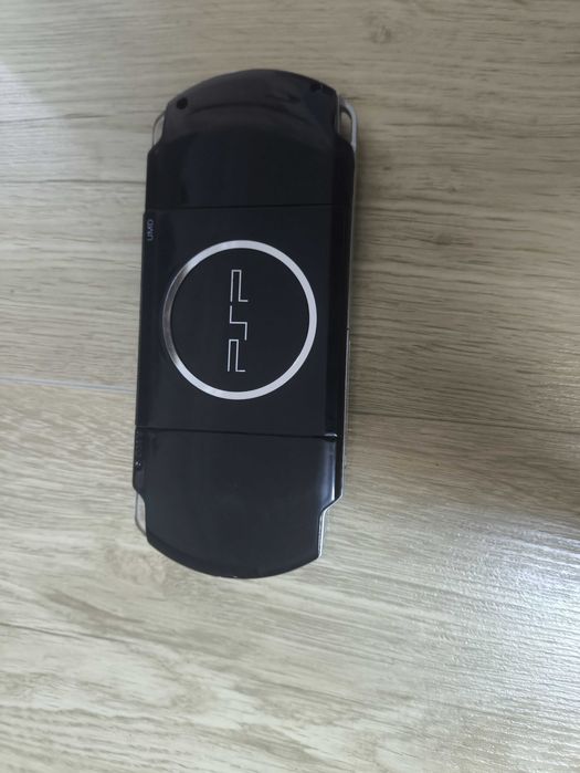 Psp 3000 16гб продаю