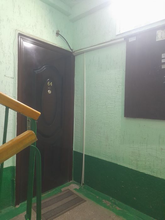Срочно продаю 4-ком квартиру.