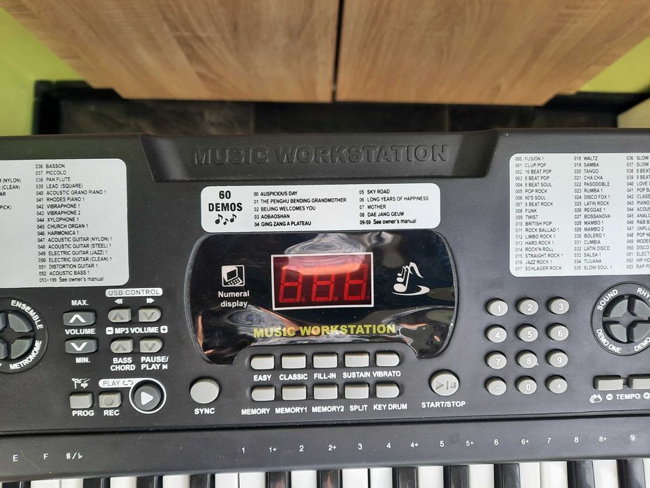 Електронен синтезатор, 54 клавиша, йоника, детско пиано