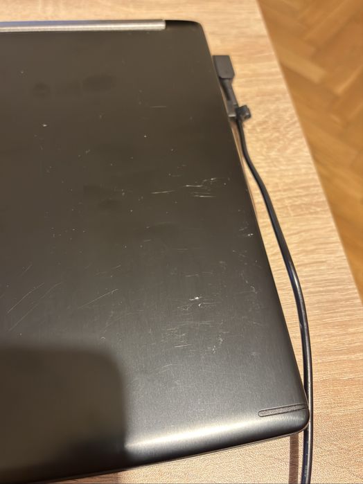 Acer Aspire A715-72G