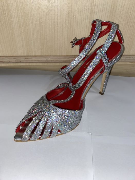 Pantofi cu toc de ocazii