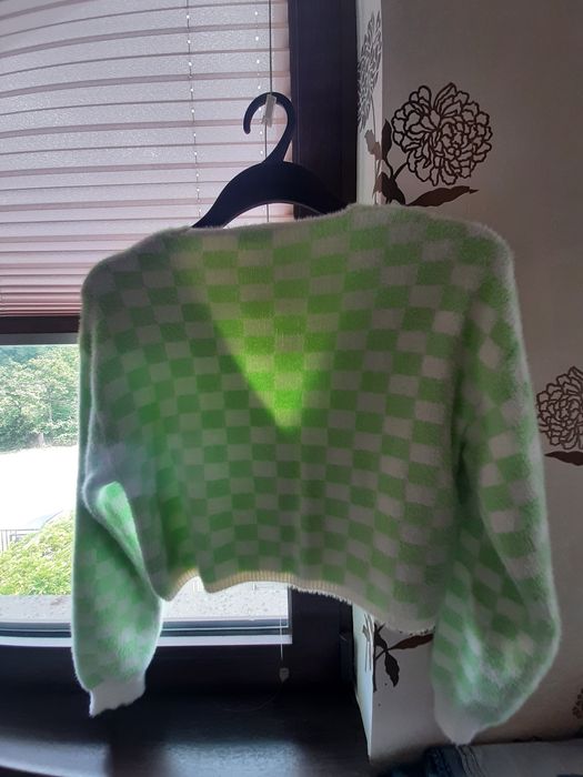 Къса дамска жилетка