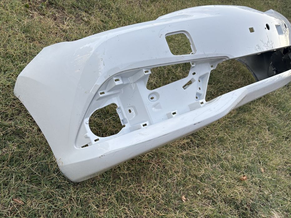 Предна броня за Тойота Аурис / Toyota Auris 2015 - 2019