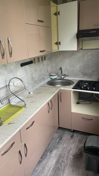 2-комнатная, переделанная в 3-комнатную, новый ремонт