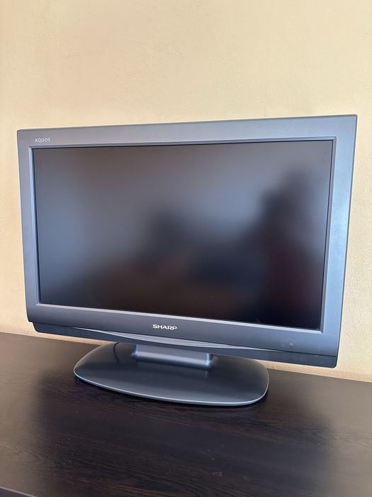 LCD телевизор Sharp - AQUOS LC-26D44E-GY  26 инча /66см/