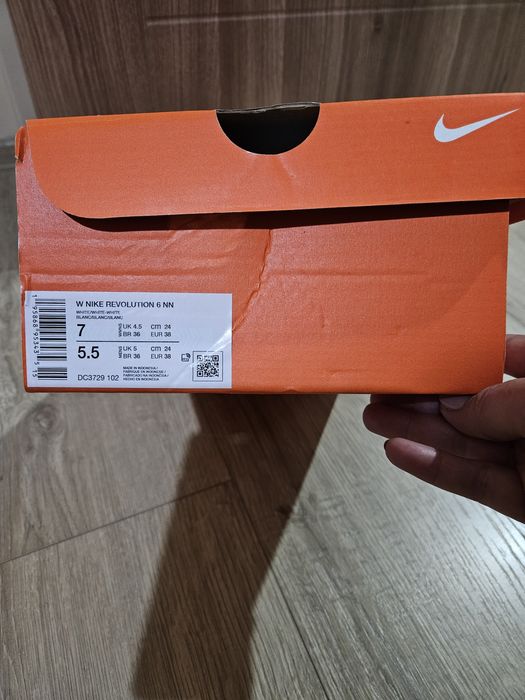 Дамски маратонки NIKE