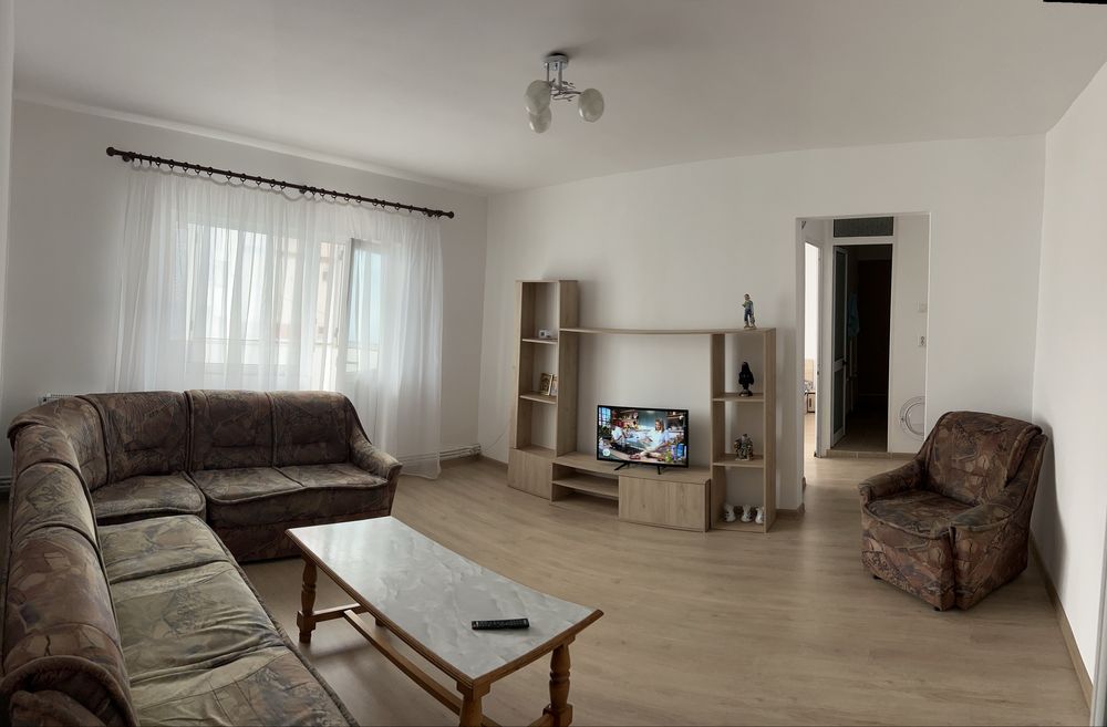 lu: Apartament de închiriat – Zona Grui, lângă Profi, etajul 1