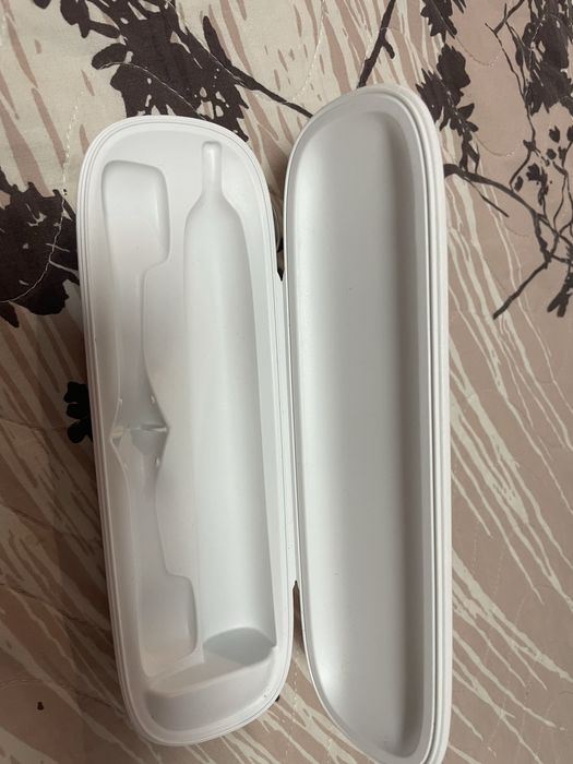 Philips Sonicare Travel Charging