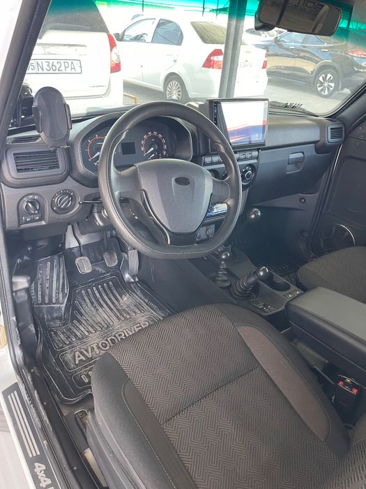 NIVA URBAN Машина свежая