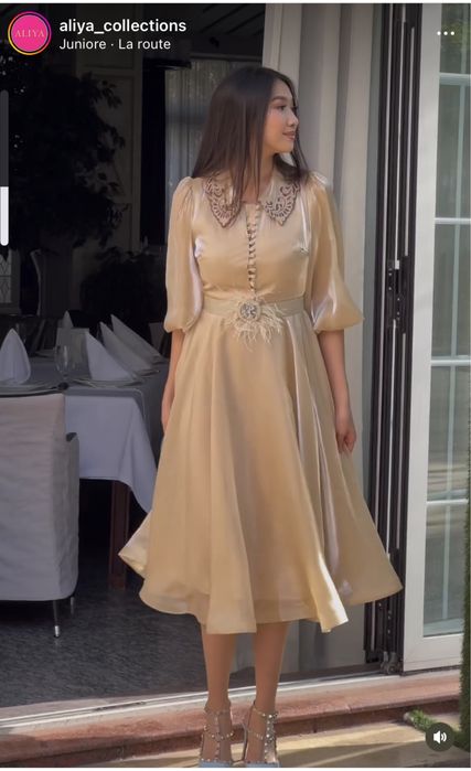 Женские нарядные платья