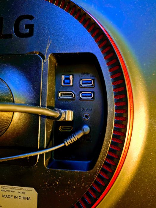 Геймърски монитор 27″ LG 27GL850-B