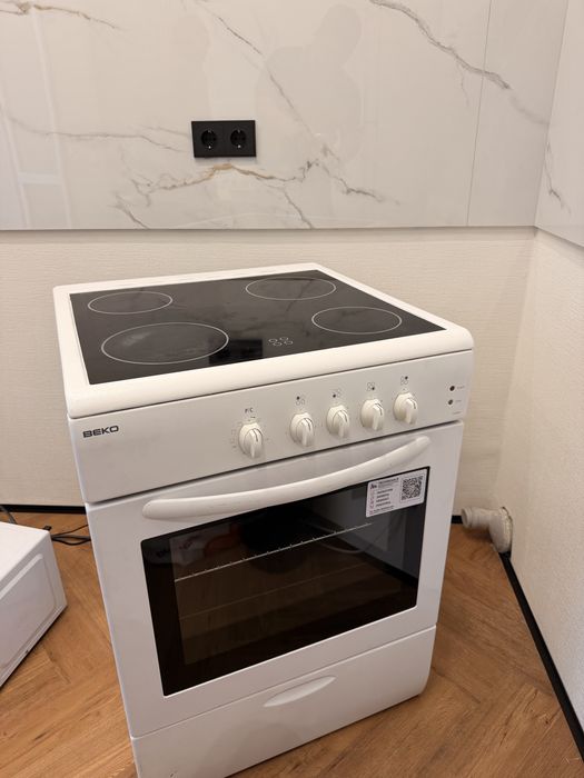 Продам электроплиту