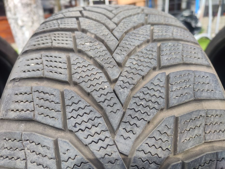 Зимни гуми Nexen Winguard Sport 2 215 55 17
