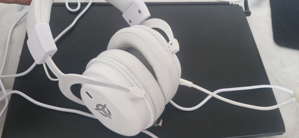 Ноутбук msi (игровой)