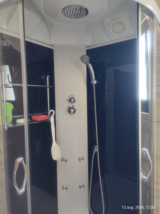 Cabina de duș cu masaj vertical