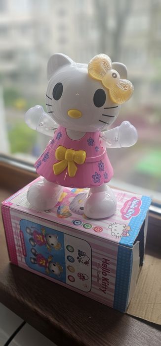 Игрушки  для мальчика и для девочки