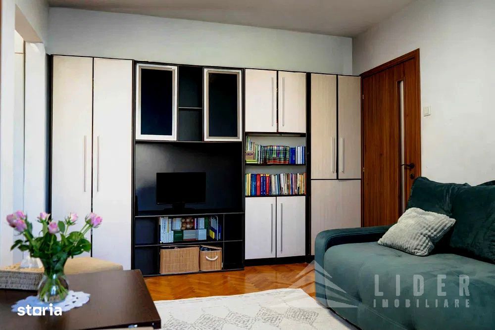 Apartament de vanzare 2 camere finisat mobilat zona Piata Hermes — fotografia 1