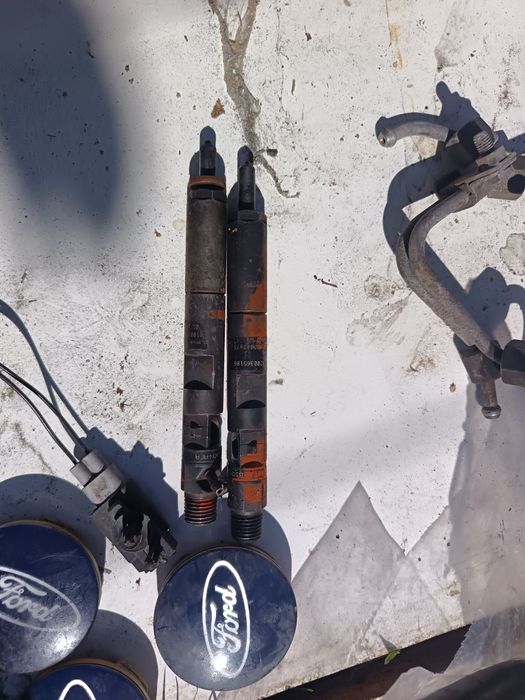 Vând piese Ford focus 1.8 tdci