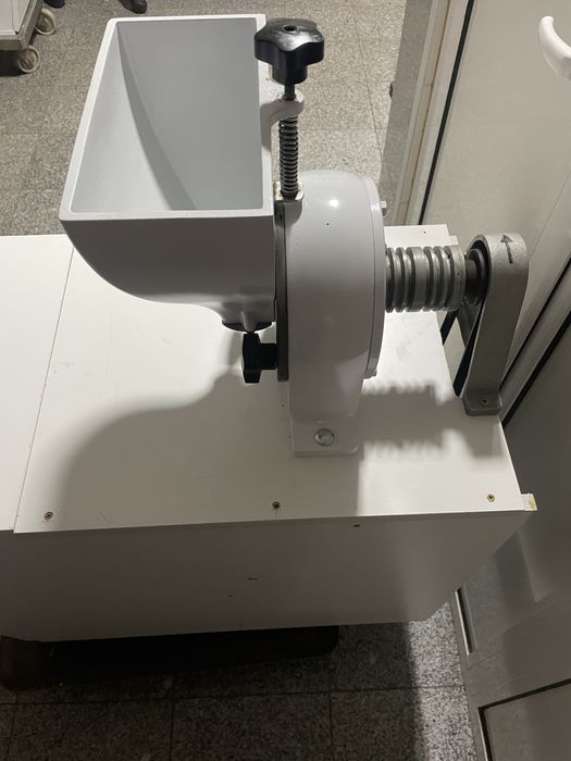 Vand moara profesionala pt zahar pudra