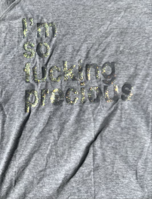 Tricou cu detalii stralucitoare