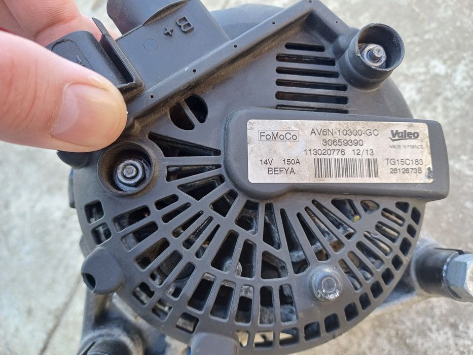 ( Pentru Piese ) AV6N-10300-GC Alternator ford focus 3 1.6 Tdci