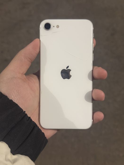 Iphone SE 2 (Торга нет )
