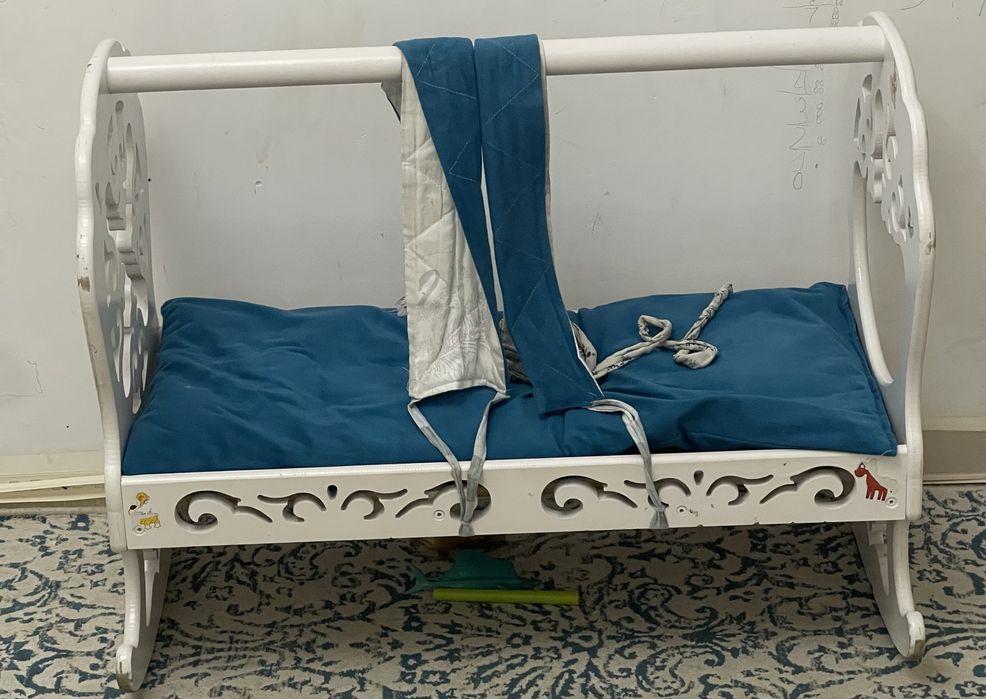 Срочно 10.000тг бесик