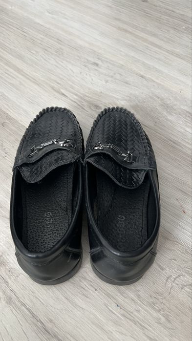 Школьная обувь для мальчика и девочки