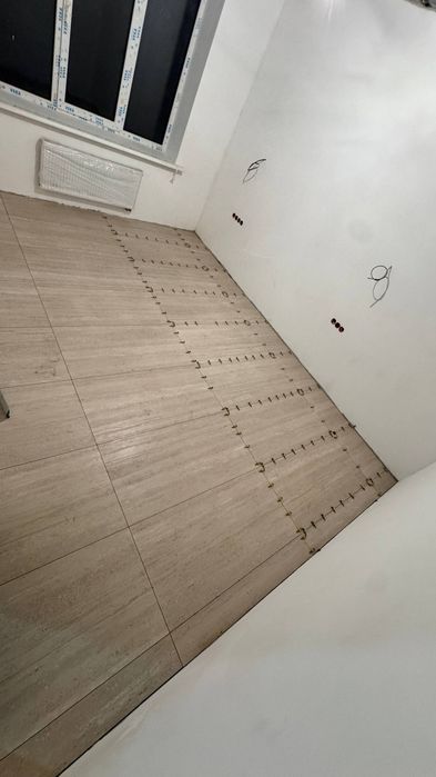 Плиточник укладки керамогранита