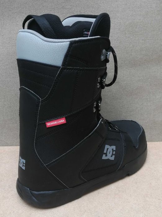 Супер запазени обувки за сноуборд DC Shoes Phase #42 snowboard shoes
