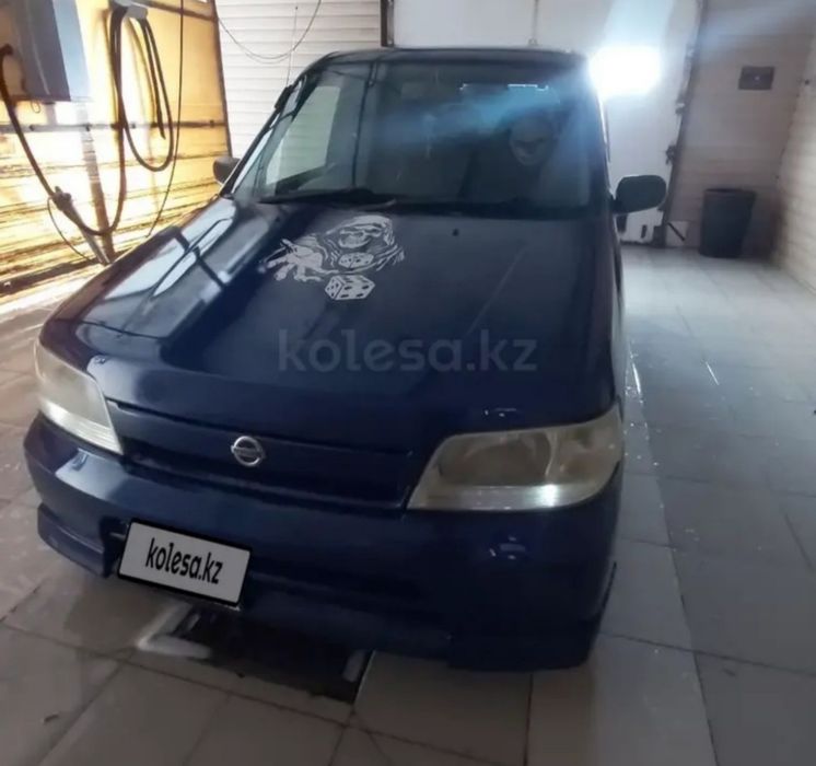 Продам Ниссан Куб 2001
