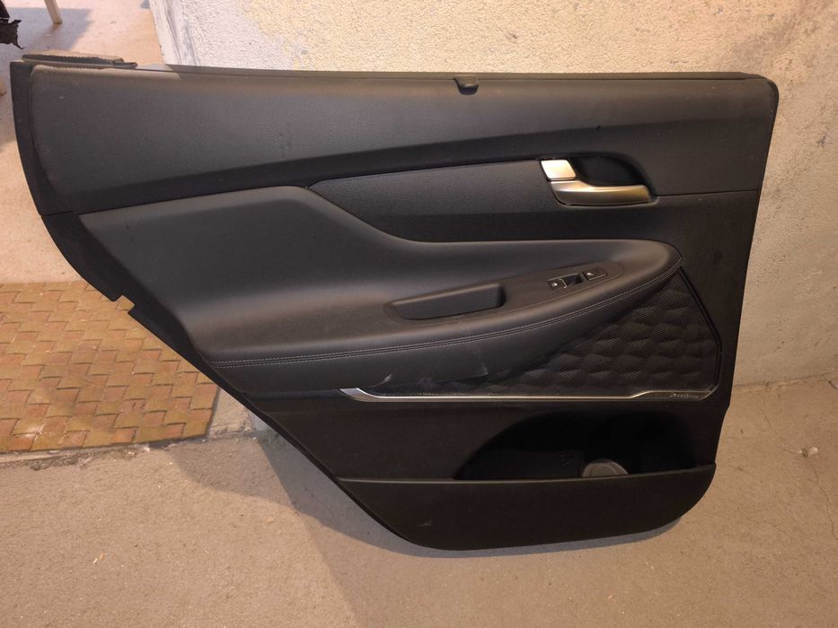 кожен салон за Hyundai Santa Fe IV (TM) 2018-2020 (на части)