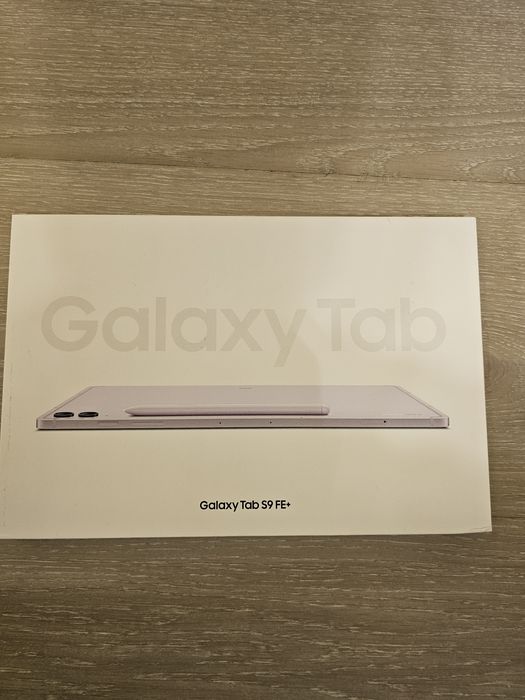 Vanda tableta Samsung S9 FE+ 256 GB 12  GB  Lavander