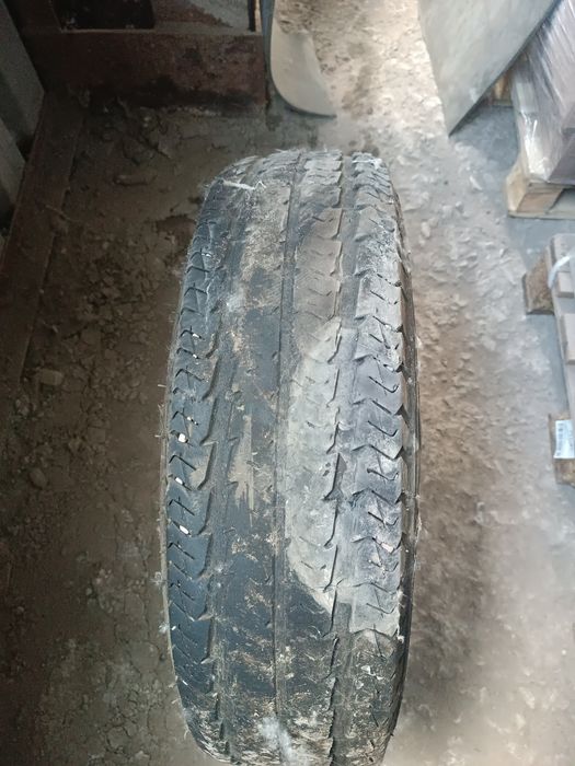 Балон 205/75 r16c