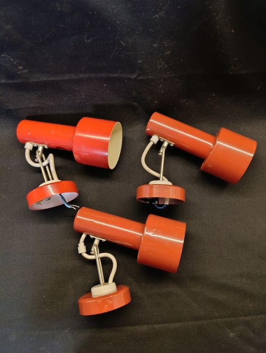 Соц  лампи за окачване