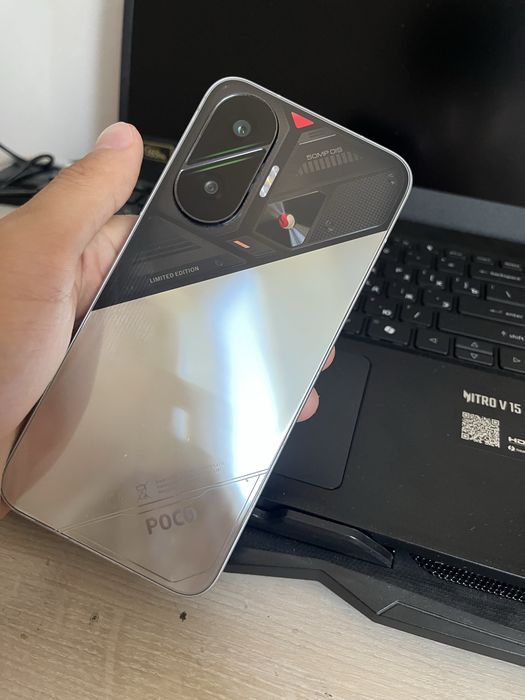 Poco f7 Cyber Silver
