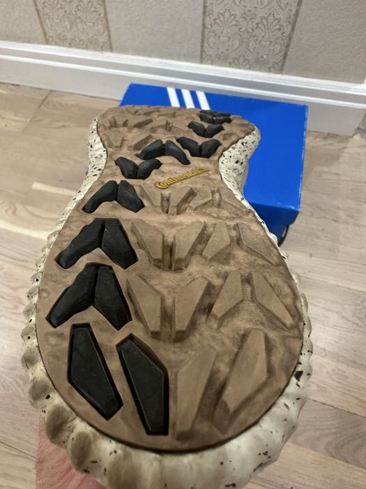 Кроссовки adidas