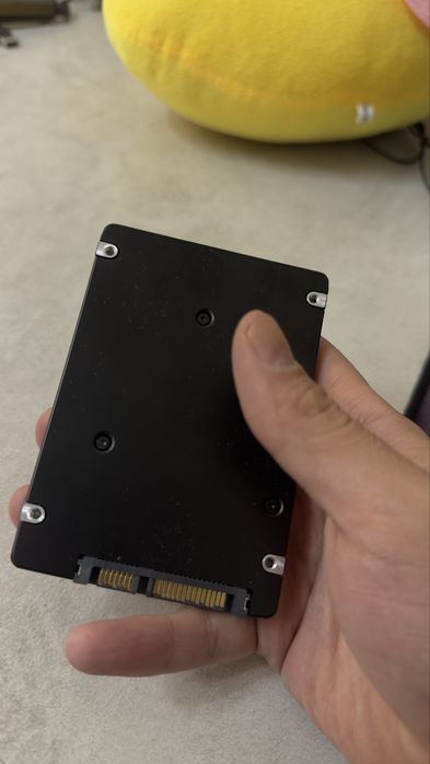 SSD 256 gh в отличном состоянии